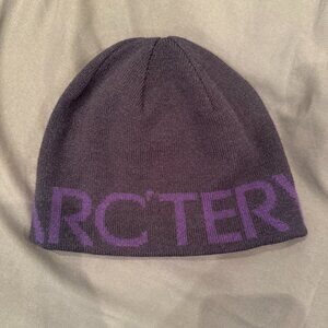 Arc'teryx Beanie Dark Purple
